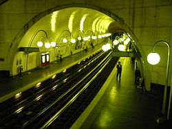 Metro de París.